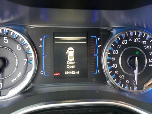 Photo 9 from auction – 2016 CHRYSLER 200 LIMITE with VIN 1C3CCCAB7GN101933