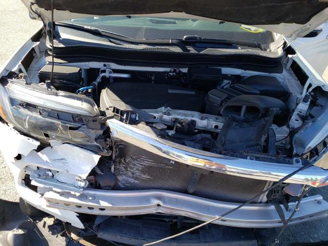 Photo 12 from auction – 2017 HONDA PILOT TOUR with VIN 5FNYF5H92HB017462