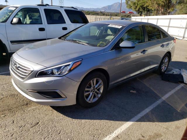 HYUNDAI SONATA SE 2017 with VIN 5NPE24AF6HH556192 - Photo from auction