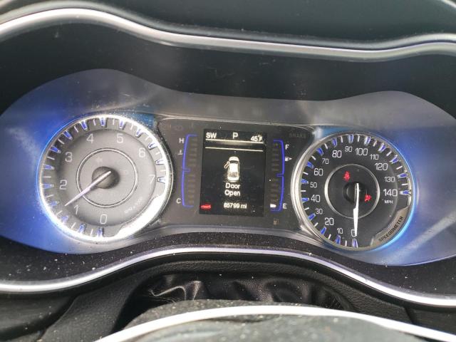 Photo 9 from auction – 2015 CHRYSLER 200 LIMITE with VIN 1C3CCCAB1FN737276