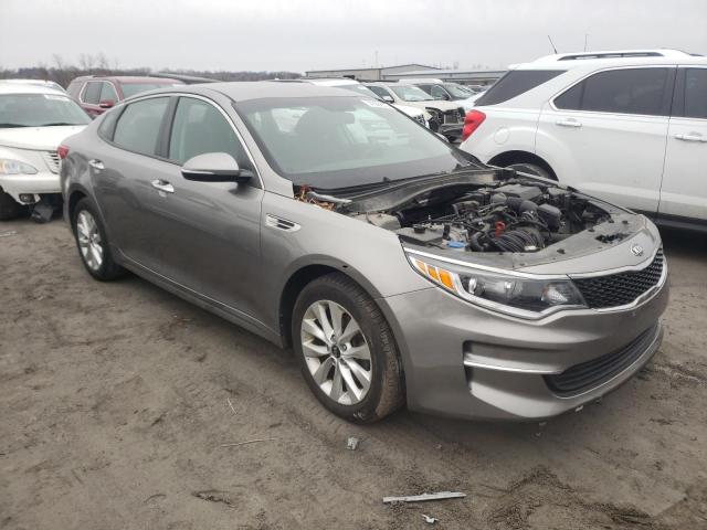 Photo 4 from auction – 2017 KIA OPTIMA LX with VIN 5XXGT4L30HG146590
