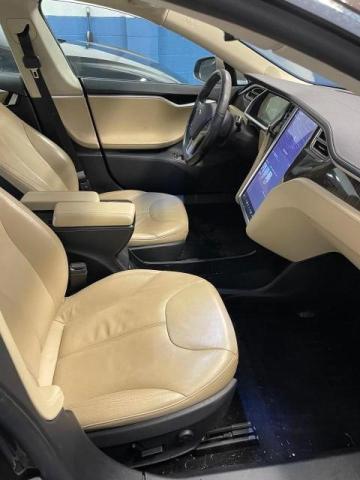 Photo 5 from auction – 2013 TESLA MODEL S with VIN 5YJSA1CG8DFP26507