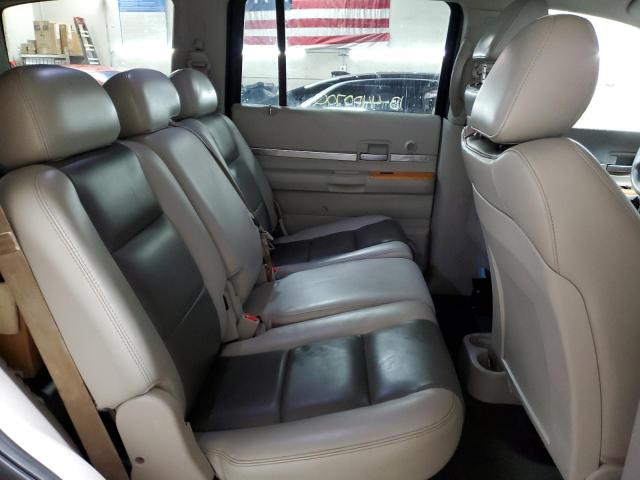 Photo 11 from auction – 2008 CHRYSLER ASPEN LIMI with VIN 1A8HW582X8F144175