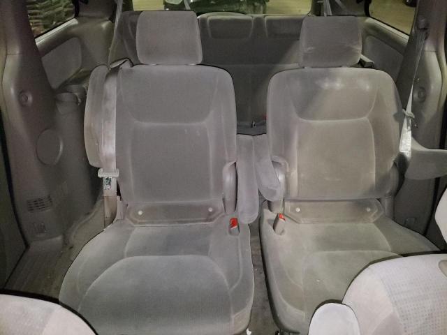 Photo 10 from auction – 2005 TOYOTA SIENNA CE with VIN 5TDZA23C35S305101