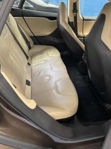 Photo 6 from auction – 2013 TESLA MODEL S with VIN 5YJSA1CG8DFP26507