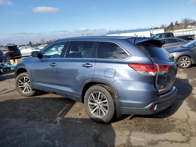 Photo 2 from auction – 2018 TOYOTA HIGHLANDER with VIN 5TDJZRFH3JS859531