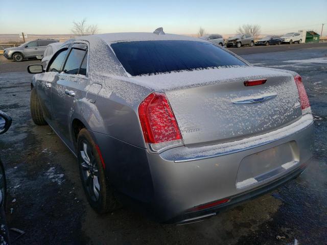 Photo 2 from auction – 2018 CHRYSLER 300 LIMITE with VIN 2C3CCAKG5JH165340