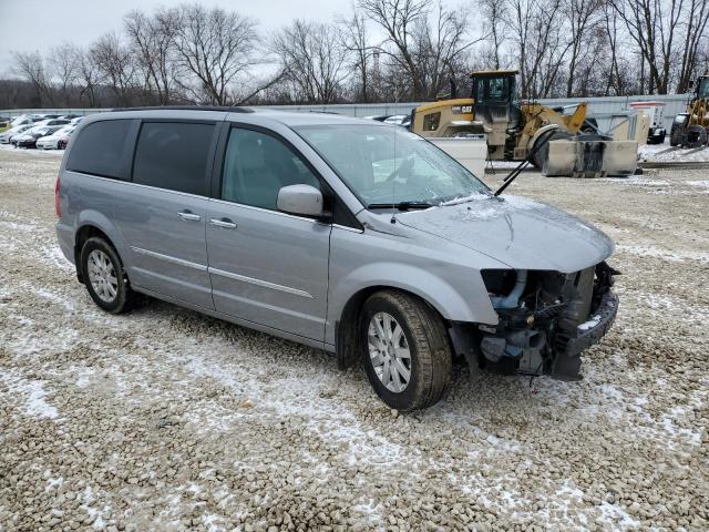Photo 4 from auction – 2015 CHRYSLER TOWN & COU with VIN 2C4RC1BG3FR522070