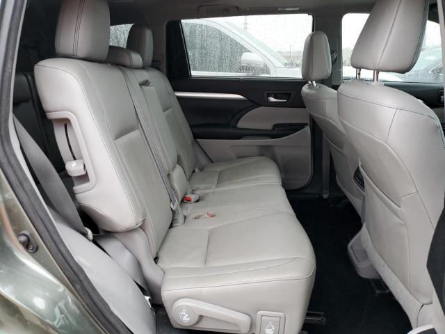 Photo 11 from auction – 2017 TOYOTA HIGHLANDER with VIN 5TDJZRFH9HS426239