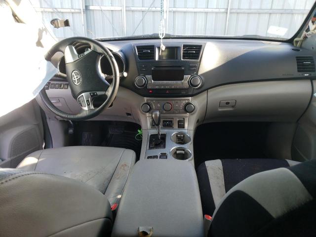 Photo 8 from auction – 2012 TOYOTA HIGHLANDER with VIN 5TDBK3EH4CS096414