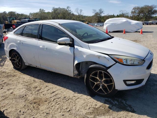 Photo 4 from auction – 2015 FORD FOCUS SE with VIN 1FADP3F25FL259605