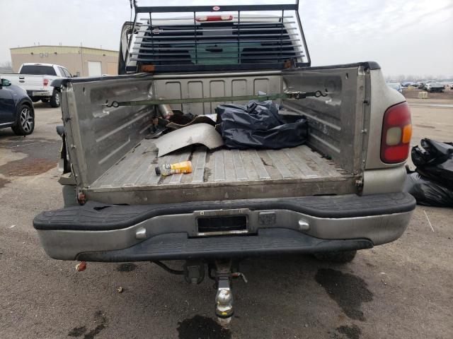Photo 6 from auction – 2000 CHEVROLET SILVERADO with VIN 1GCEK19T7YZ330700