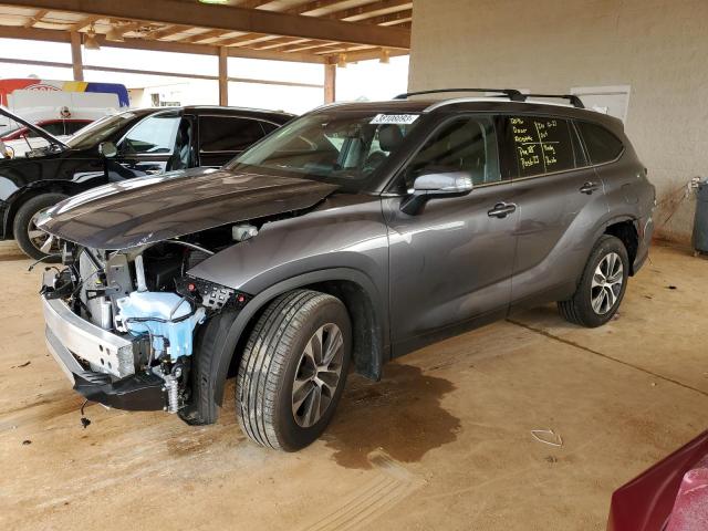 TOYOTA HIGHLANDER 2022 with VIN 5TDGZRBH8NS587001 - Photo from auction