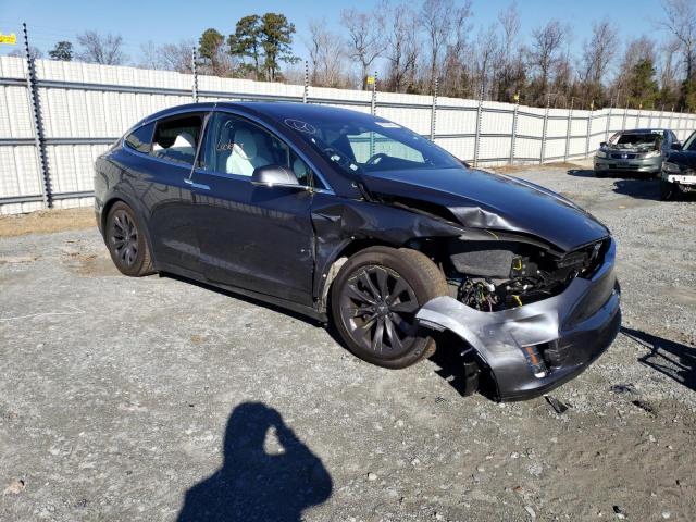 Photo 4 from auction – 2018 TESLA MODEL X with VIN 5YJXCDE27JF137267