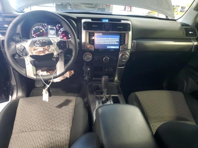 Photo 8 from auction – 2021 TOYOTA 4RUNNER SR with VIN JTEEU5JR4M5248891