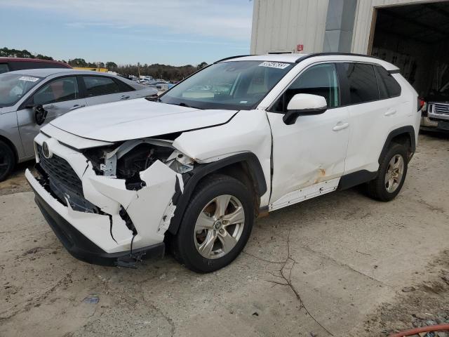 TOYOTA RAV4 XLE 2021 with VIN 2T3W1RFV8MC102020 - Photo from auction