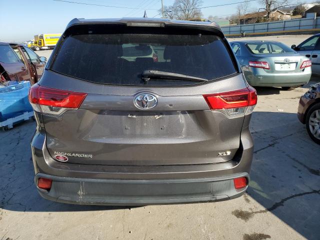 Photo 6 from auction – 2017 TOYOTA HIGHLANDER with VIN 5TDKZRFH0HS217850