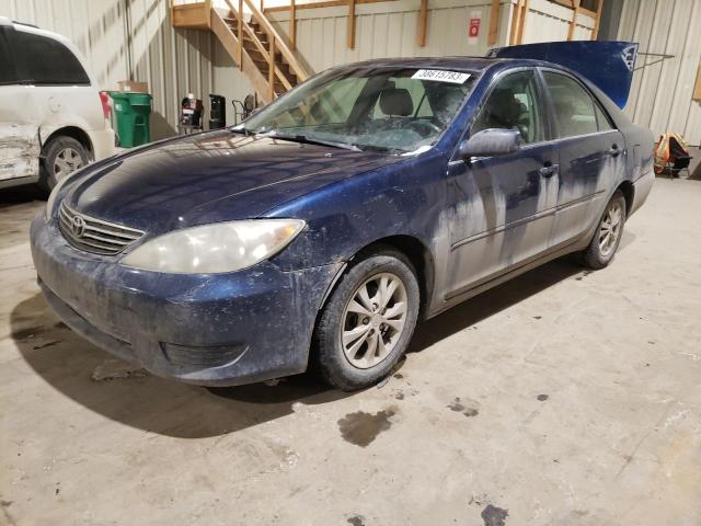 TOYOTA CAMRY LE 2005 with VIN 4T1BE32K45U057811 - Photo from auction