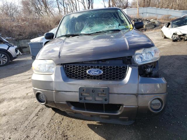 Photo 5 from auction – 2006 FORD ESCAPE XLT with VIN 1FMCU93126KC27550