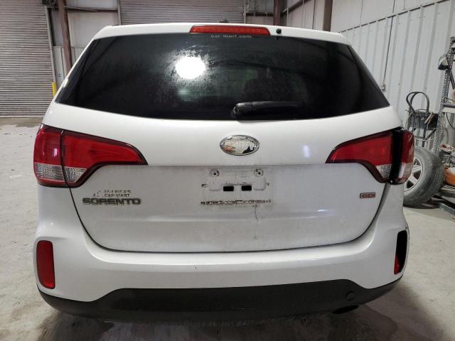 Photo 6 from auction – 2015 KIA SORENTO LX with VIN 5XYKT3A68FG626550