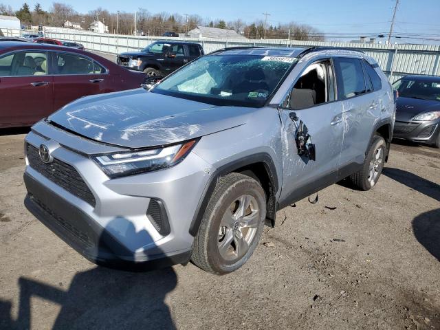 TOYOTA RAV4 XLE 2022 with VIN 2T3P1RFV4NC293439 - Photo from auction