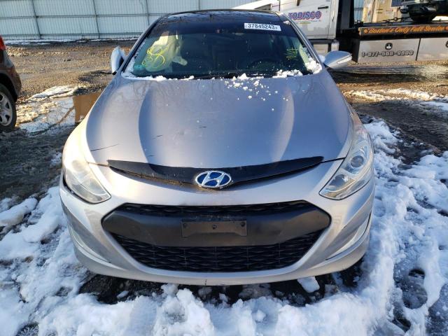 Photo 5 from auction – 2013 HYUNDAI SONATA HYB with VIN KMHEC4A43DA051204
