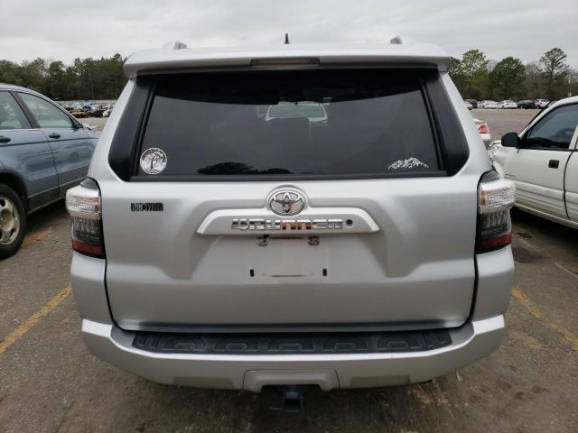 Photo 6 from auction – 2018 TOYOTA 4RUNNER SR with VIN JTEZU5JR1J5181373