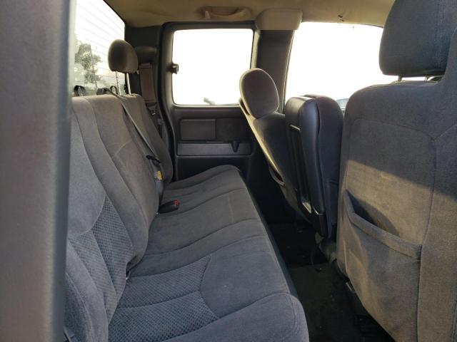 Photo 10 from auction – 2006 CHEVROLET SILVERADO with VIN 1GCEC19V46Z234440