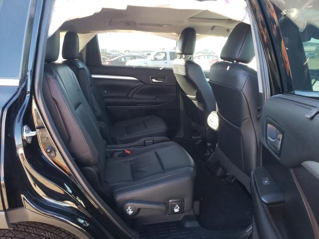 Photo 11 from auction – 2019 TOYOTA HIGHLANDER with VIN 5TDKZRFH8KS564995