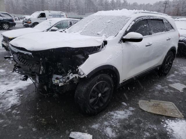 KIA SORENTO LX 2017 with VIN 5XYPGDA30HG289946 - Photo from auction