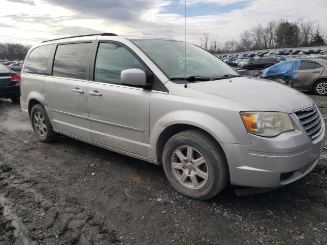 Photo 4 from auction – 2010 CHRYSLER TOWN & COU with VIN 2A4RR5D18AR319127