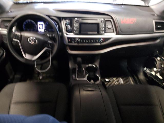 Photo 8 from auction – 2019 TOYOTA HIGHLANDER with VIN 5TDBZRFH5KS941251