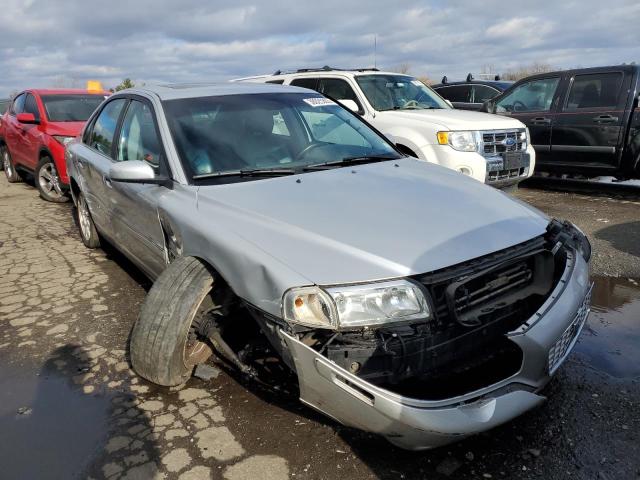 Photo 4 from auction – 2004 VOLVO S80 2.5T with VIN YV1TH59H841381926