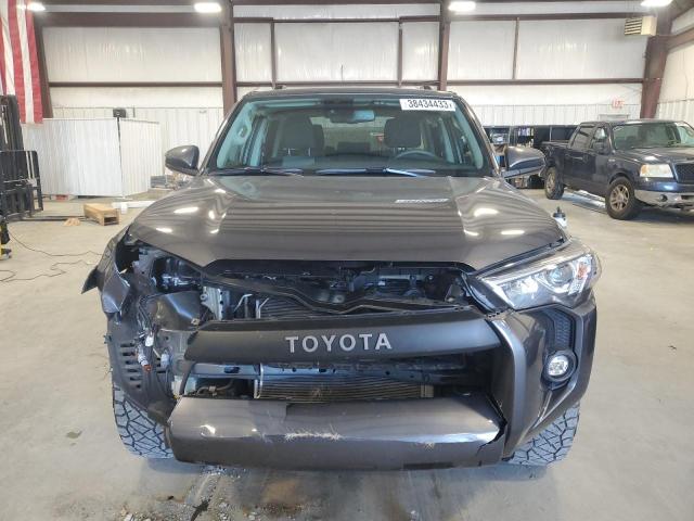 Photo 5 from auction – 2021 TOYOTA 4RUNNER SR with VIN JTEEU5JR4M5248891