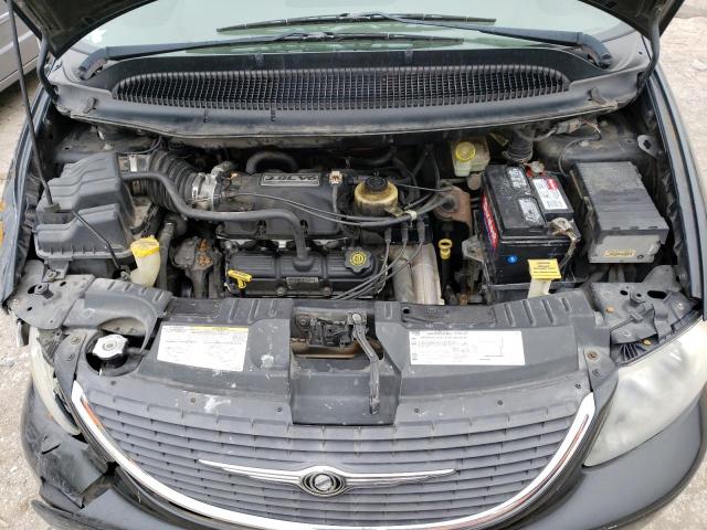 Photo 12 from auction – 2004 CHRYSLER TOWN & COU with VIN 2C4GP54L24R584537