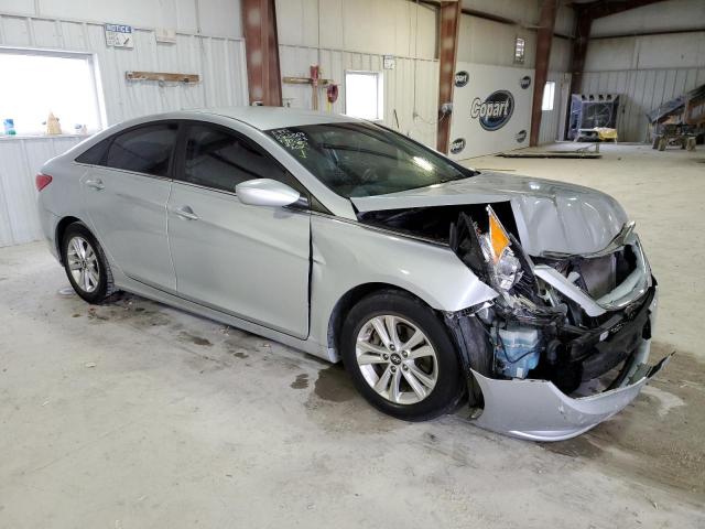 Photo 4 from auction – 2012 HYUNDAI SONATA GLS with VIN 5NPEB4AC6CH455524