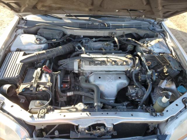 Photo 11 from auction – 2001 HONDA ACCORD LX with VIN JHMCG56491C025137