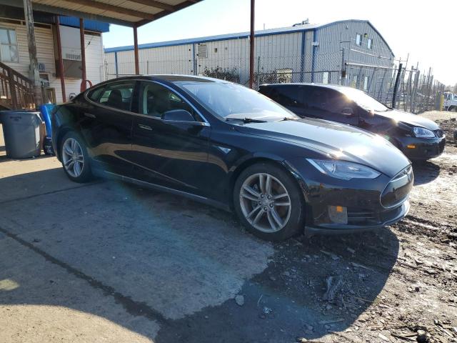 Photo 4 from auction – 2015 TESLA MODEL S 70 with VIN 5YJSA1S25FF094378