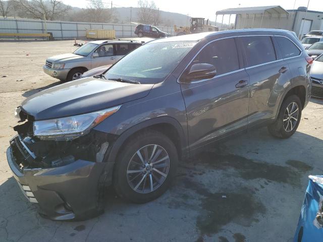 TOYOTA HIGHLANDER 2017 with VIN 5TDKZRFH0HS217850 - Photo from auction