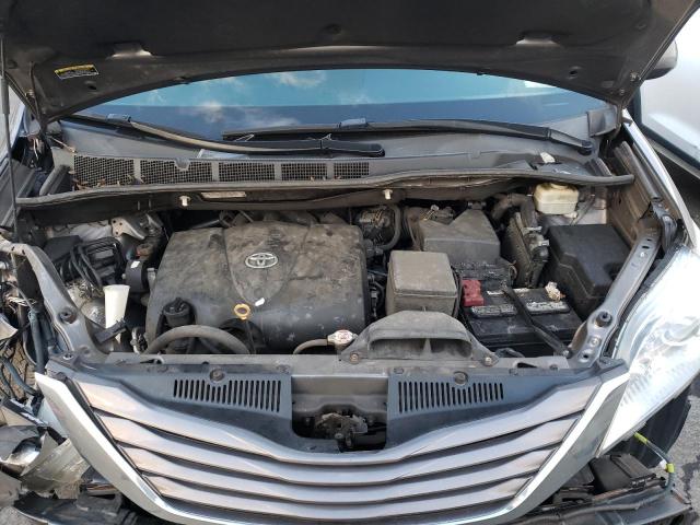 Photo 12 from auction – 2017 TOYOTA SIENNA LE with VIN 5TDKZ3DC4HS872565