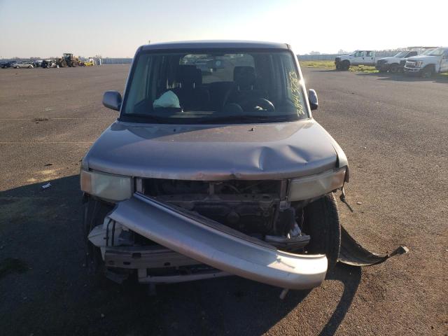Photo 5 from auction – 2004 TOYOTA SCION XB with VIN JTLKT324740158833