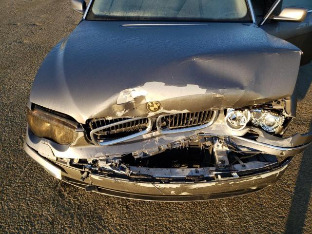 Photo 11 from auction – 2002 BMW 745 LI with VIN WBAGN63492DR06190