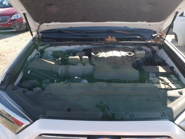 Photo 12 from auction – 2020 TOYOTA 4RUNNER SR with VIN JTEBU5JR9L5798153