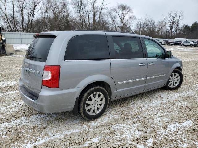 Photo 3 from auction – 2015 CHRYSLER TOWN & COU with VIN 2C4RC1BG3FR522070