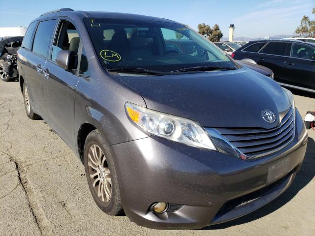 Photo 4 from auction – 2015 TOYOTA SIENNA XLE with VIN 5TDYK3DC4FS666013