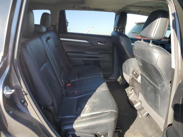 Photo 11 from auction – 2017 TOYOTA HIGHLANDER with VIN 5TDKZRFH0HS217850