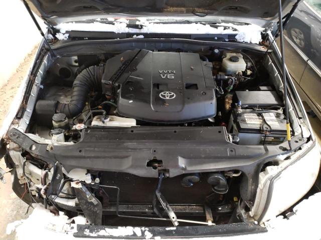 Photo 11 from auction – 2004 TOYOTA 4RUNNER SR with VIN JTEBU14RX40034511