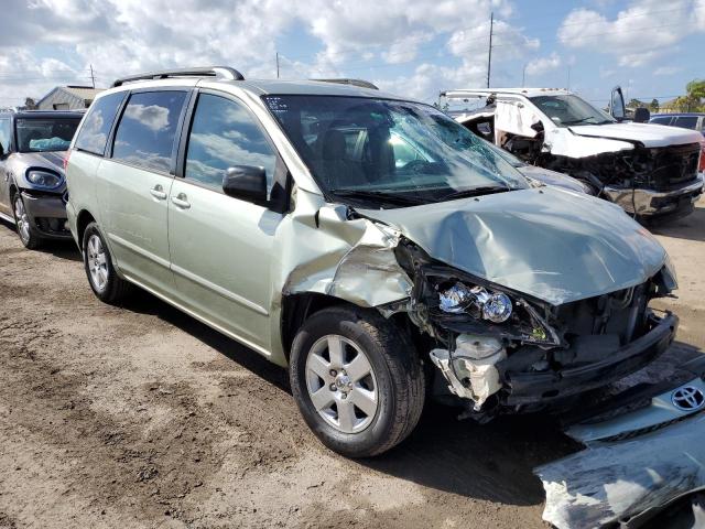 Photo 4 from auction – 2010 TOYOTA SIENNA CE with VIN 5TDKK4CC9AS306337