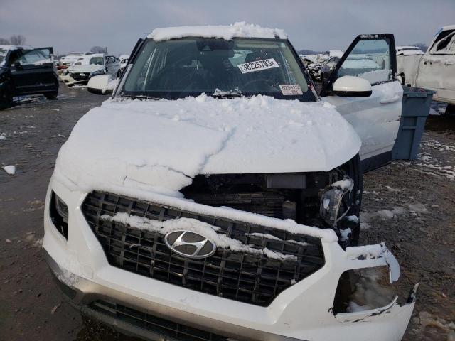 Photo 12 from auction – 2020 HYUNDAI VENUE SE with VIN KMHRB8A39LU028445