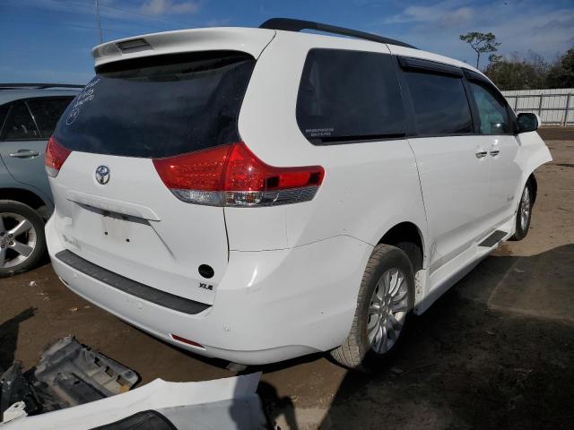 Photo 3 from auction – 2014 TOYOTA SIENNA XLE with VIN 5TDYK3DC8ES407202